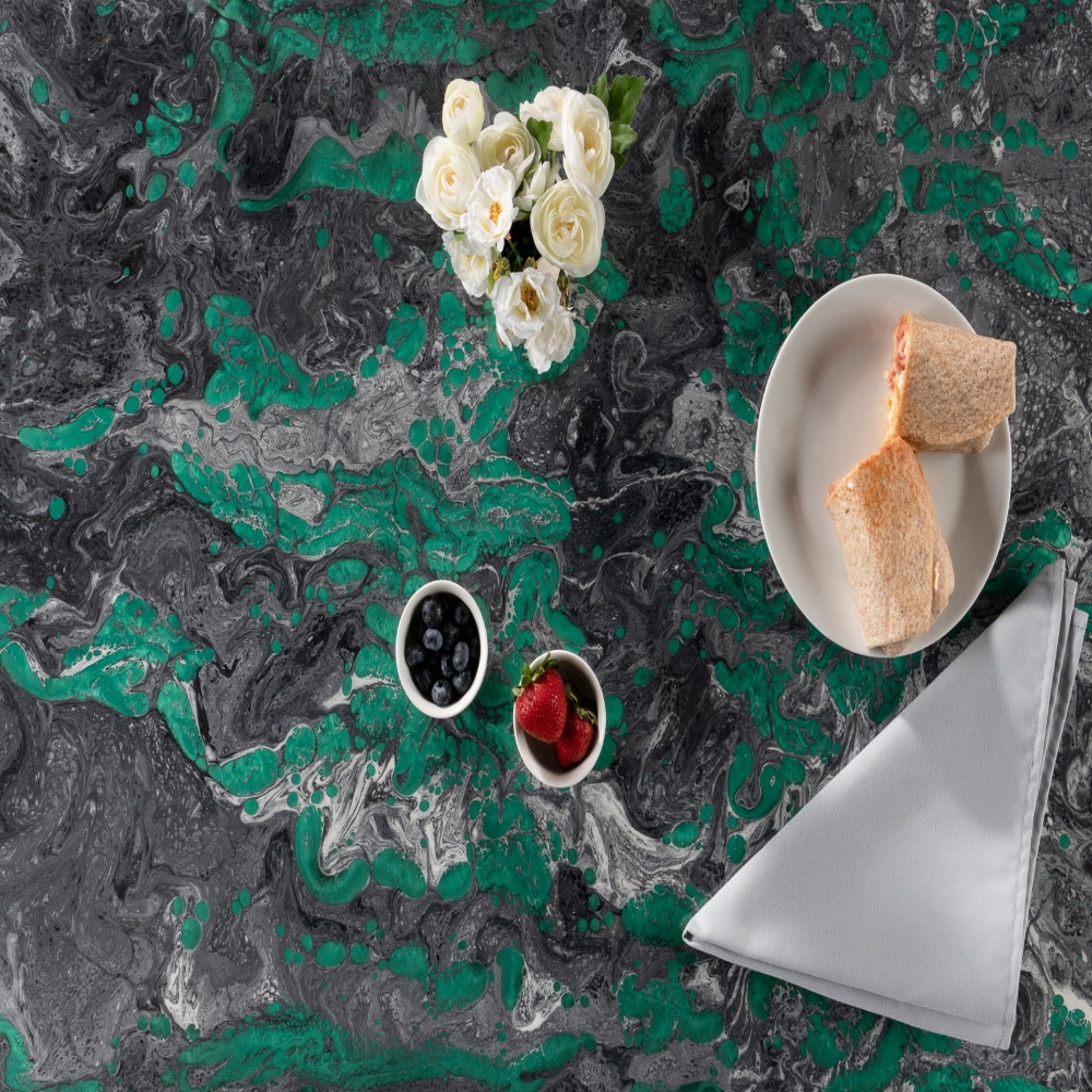 Distinctive Design: Sea Green Alloy - Fusion of Metallic Base and Fusion Pigments