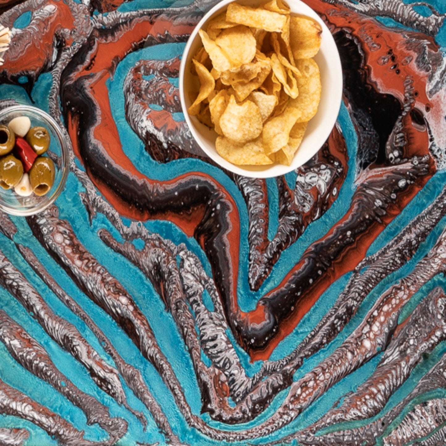 Distinctive Elegance: ROYSTON-VP Resin Countertop System