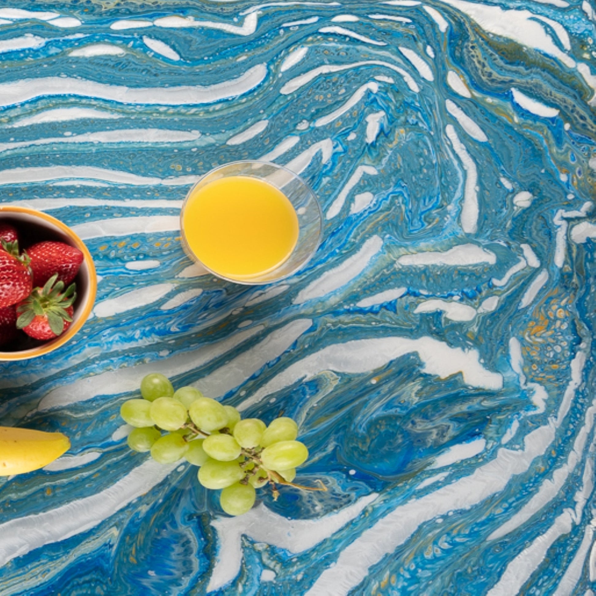 Stunning Surface Design: Marquise-VP transforms countertops with vibrant colors"