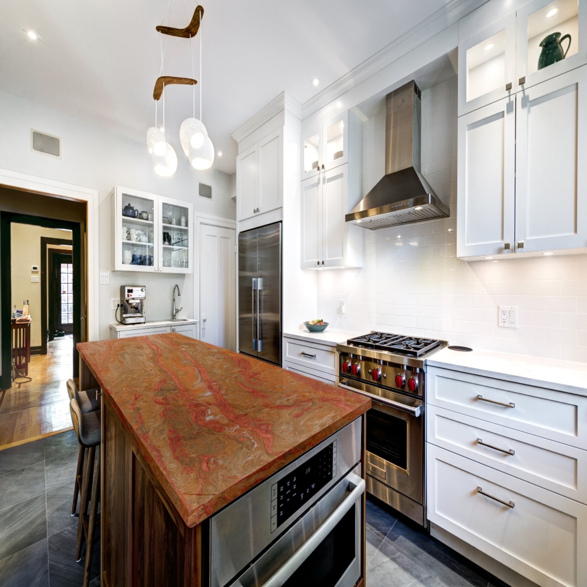 Discover Realism: REVELATION - A Fusion of Resins for Authentic Countertops
