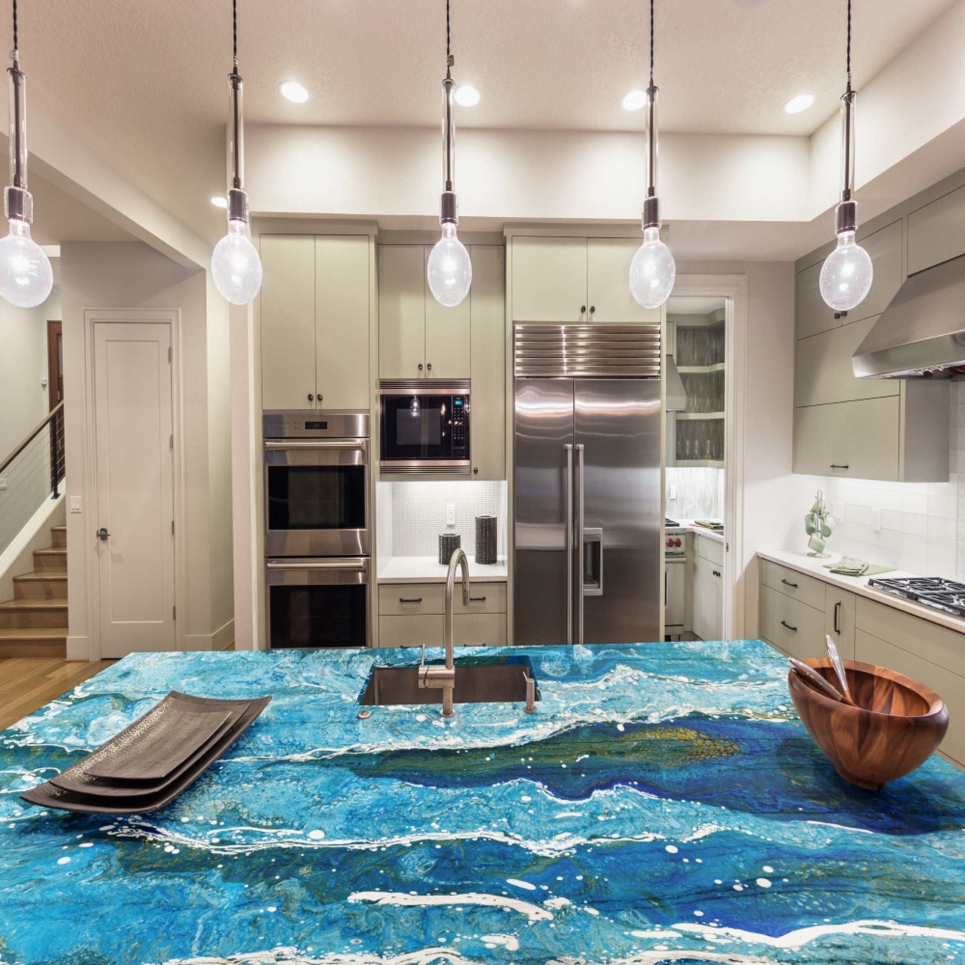 Change the Look of Dated Countertops - Resin Expression's Solution