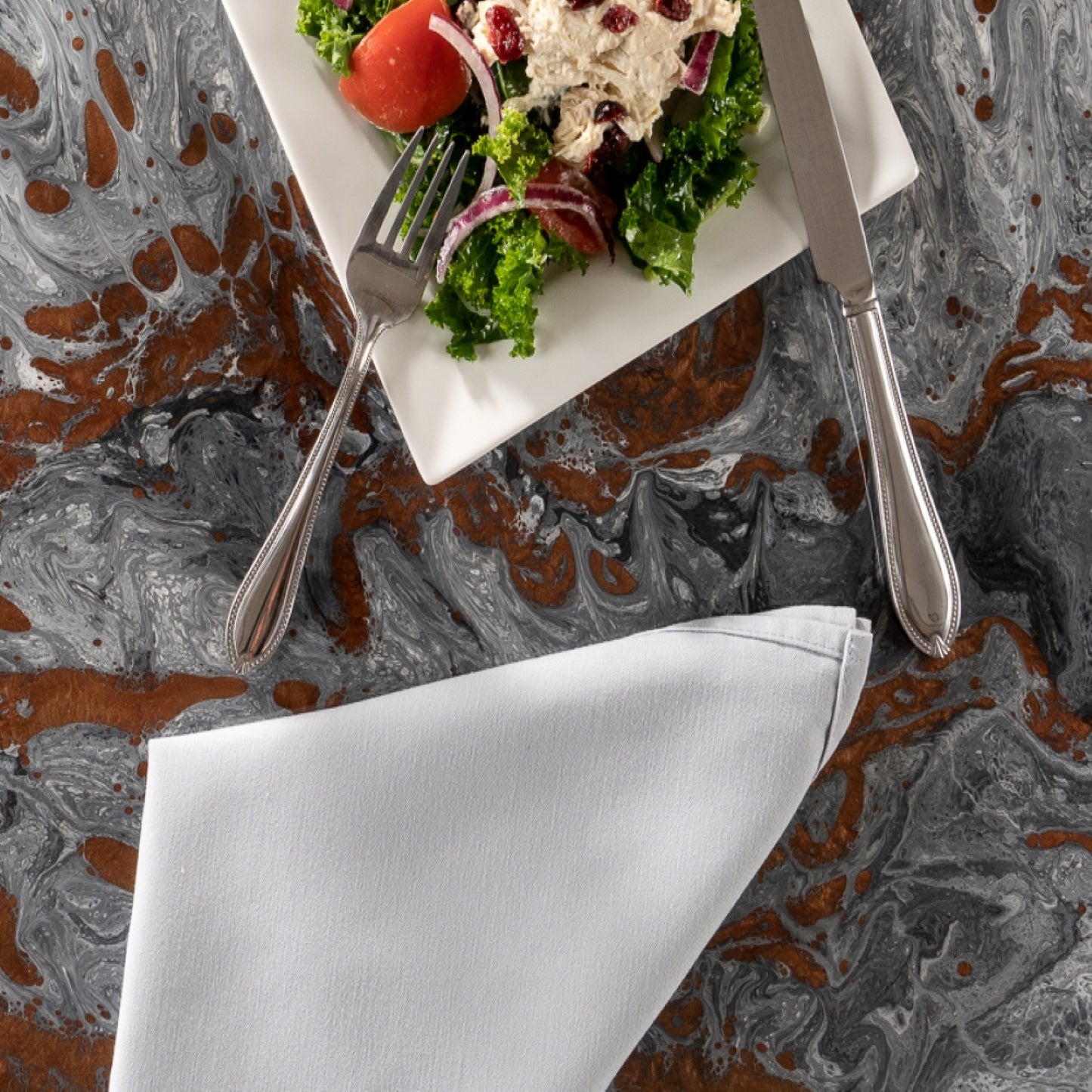 Elevate with Versatility: PENNY ALLOY - Fusion of Resins for Creative Countertop Design