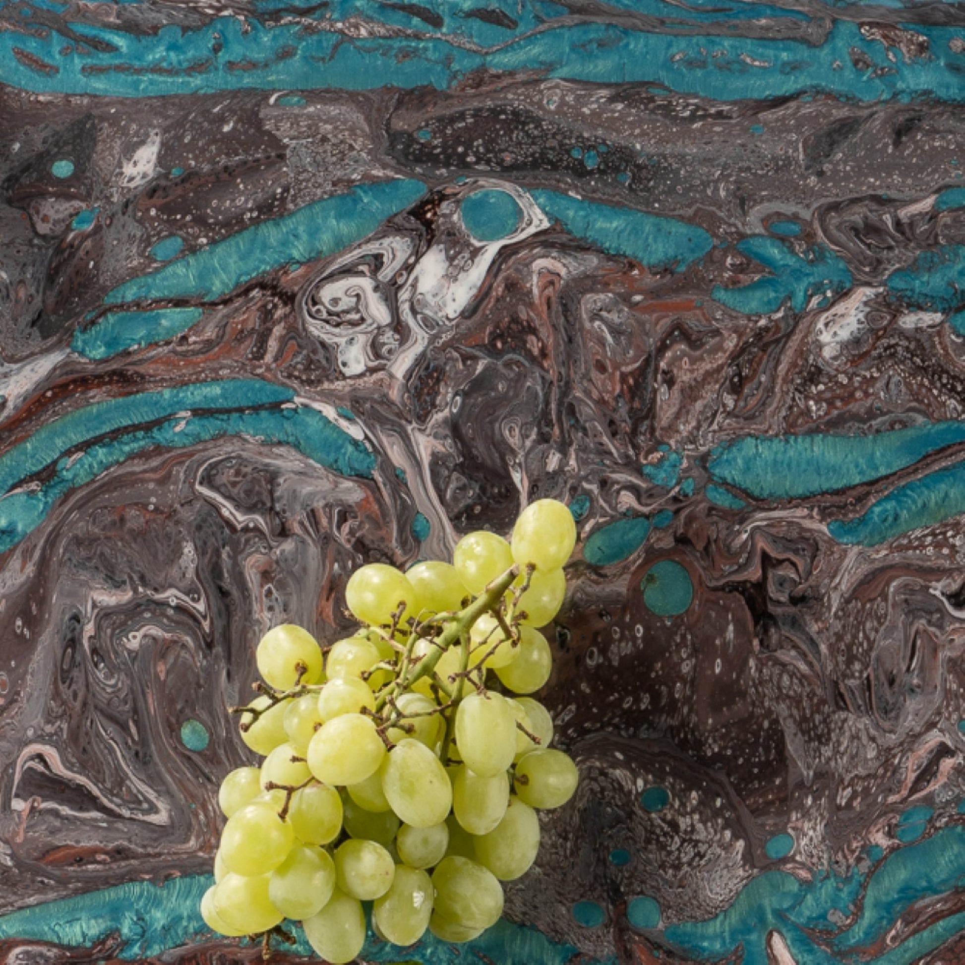 Pop of Color Elegance: ROYSTON Resin Countertop - White, Black, and Copper Fusion