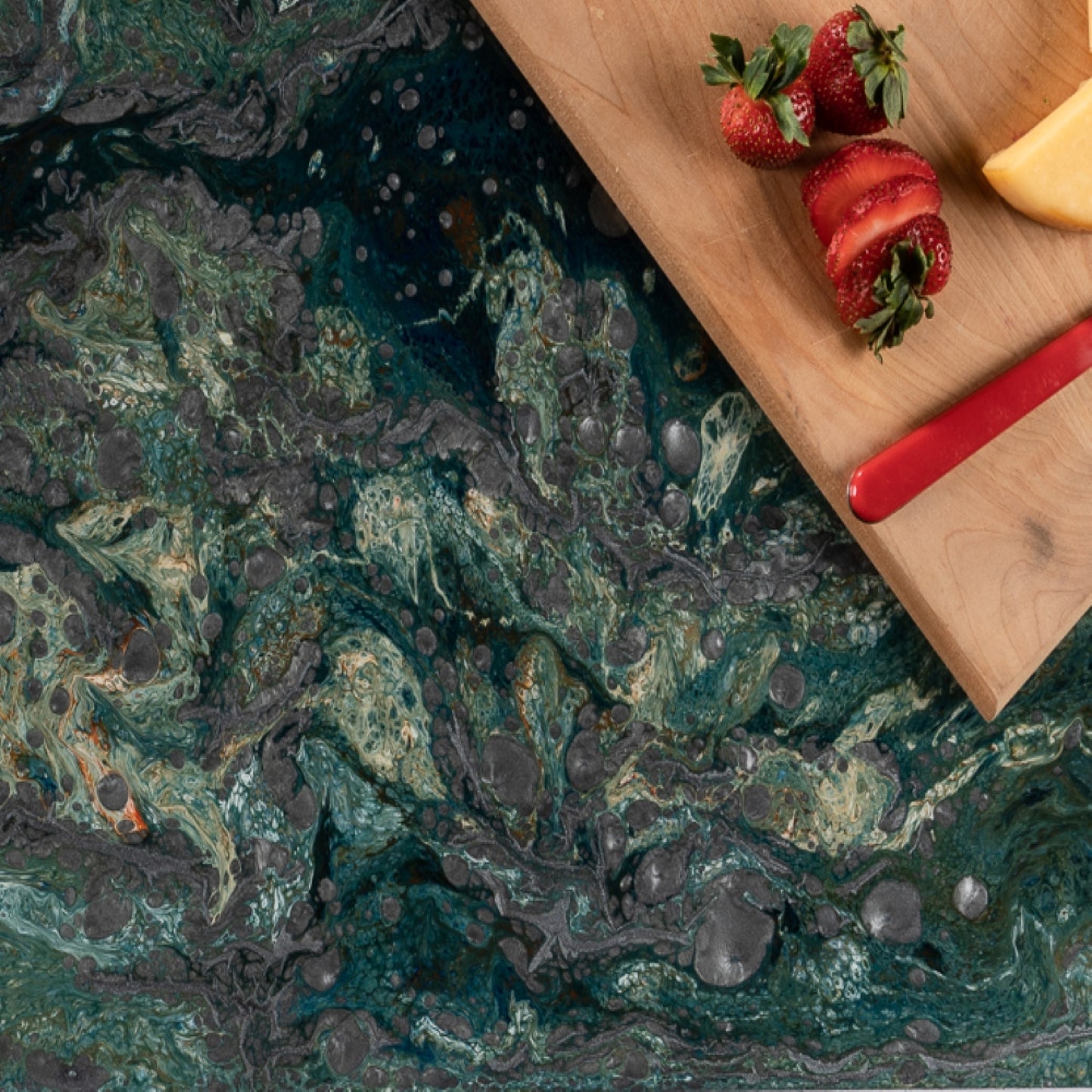 Limitless Creativity: SENSE VERDE Resin Kit - Your One-of-a-Kind Art Piece