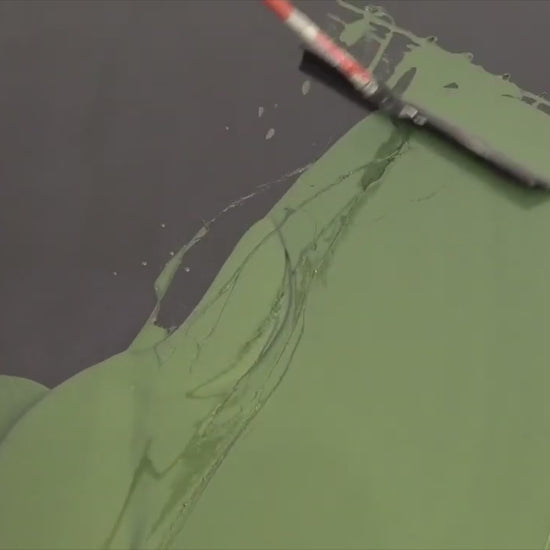 Epoxy Brilliance: Transform projects with Green Apple Metallic Pigment